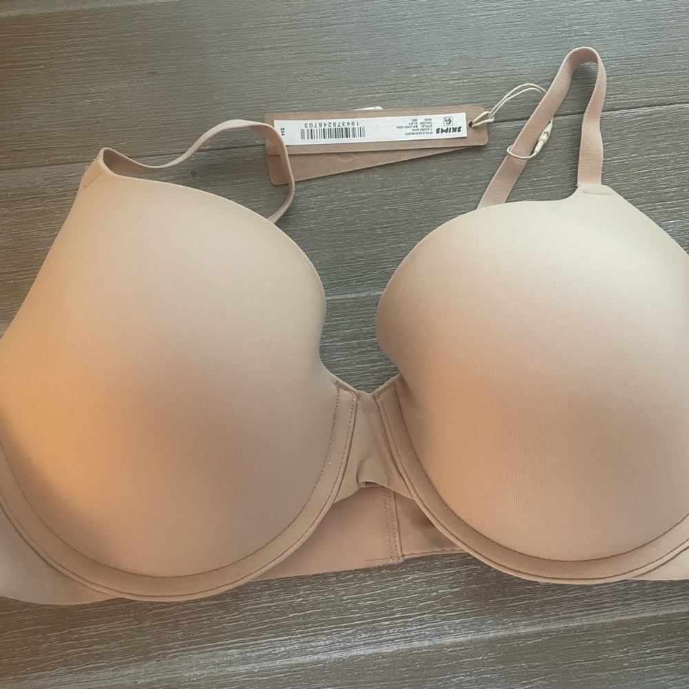 SKIMS Nude Bra
